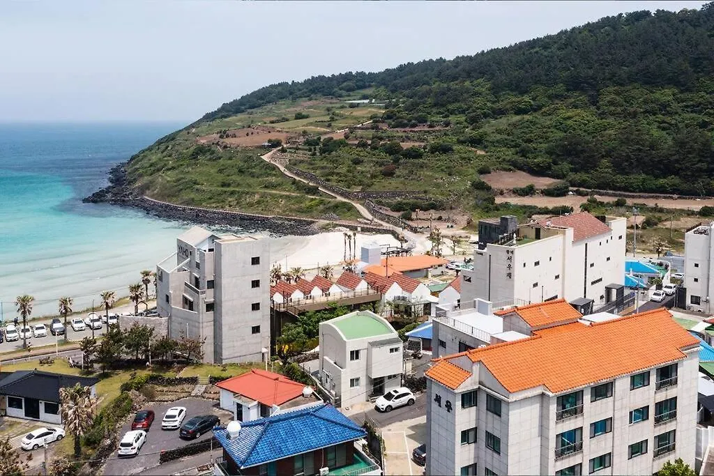 Hold In Hamdeok With Beach Jeju South Korea